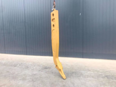 CAT D7E Shank incl. Tip