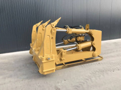 CAT D7R