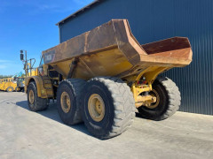 CAT 740B