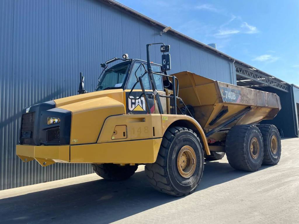 CAT 740B image