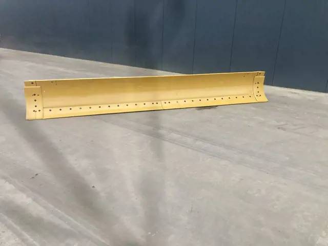 CAT 160M3 Moldboard image