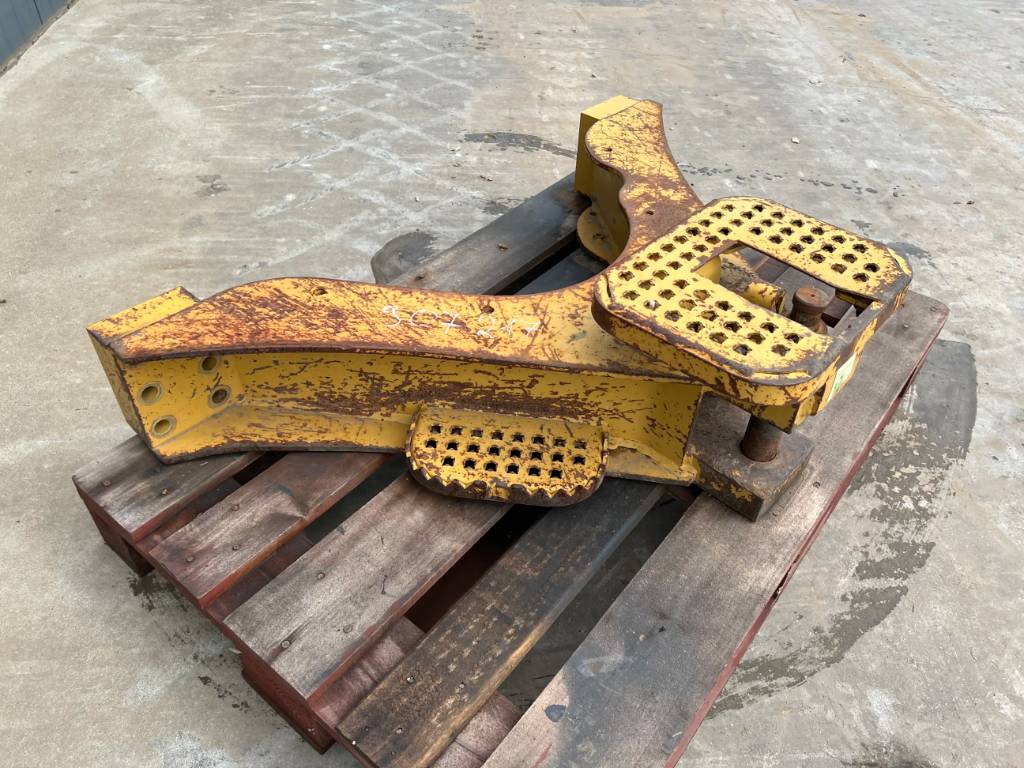 CAT D6N / D6M image