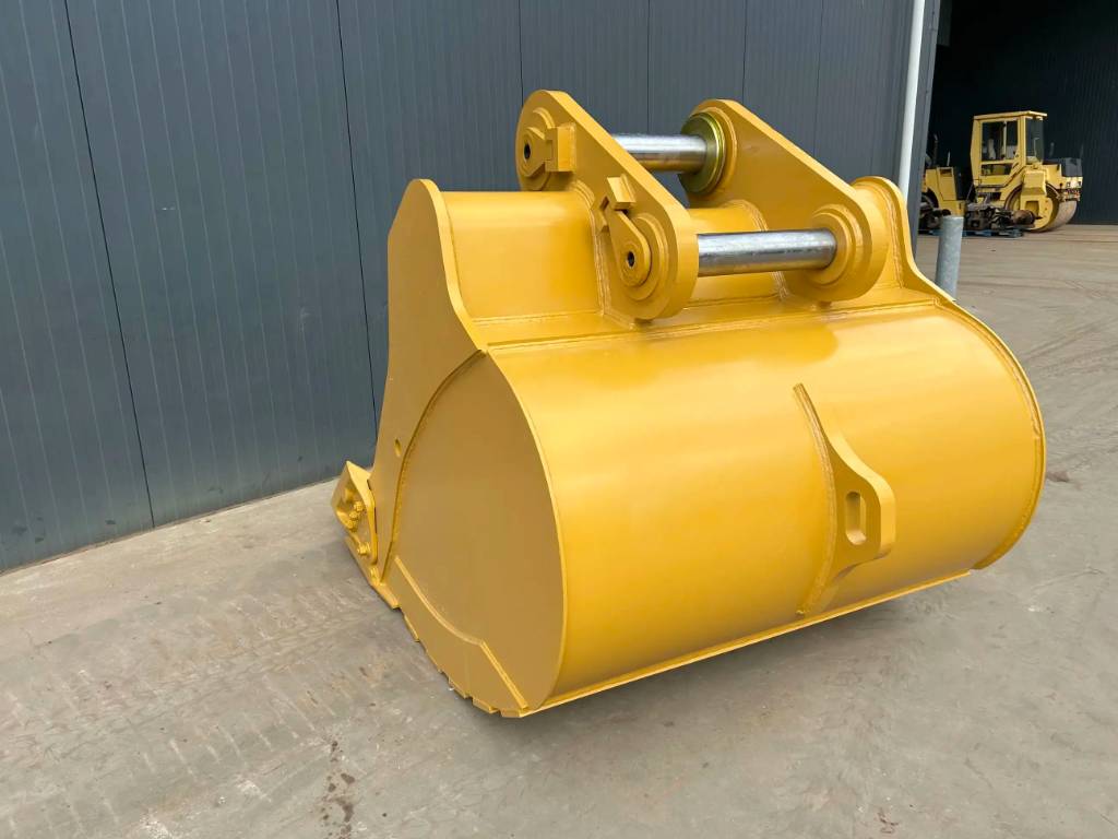 CAT 349D - UB image