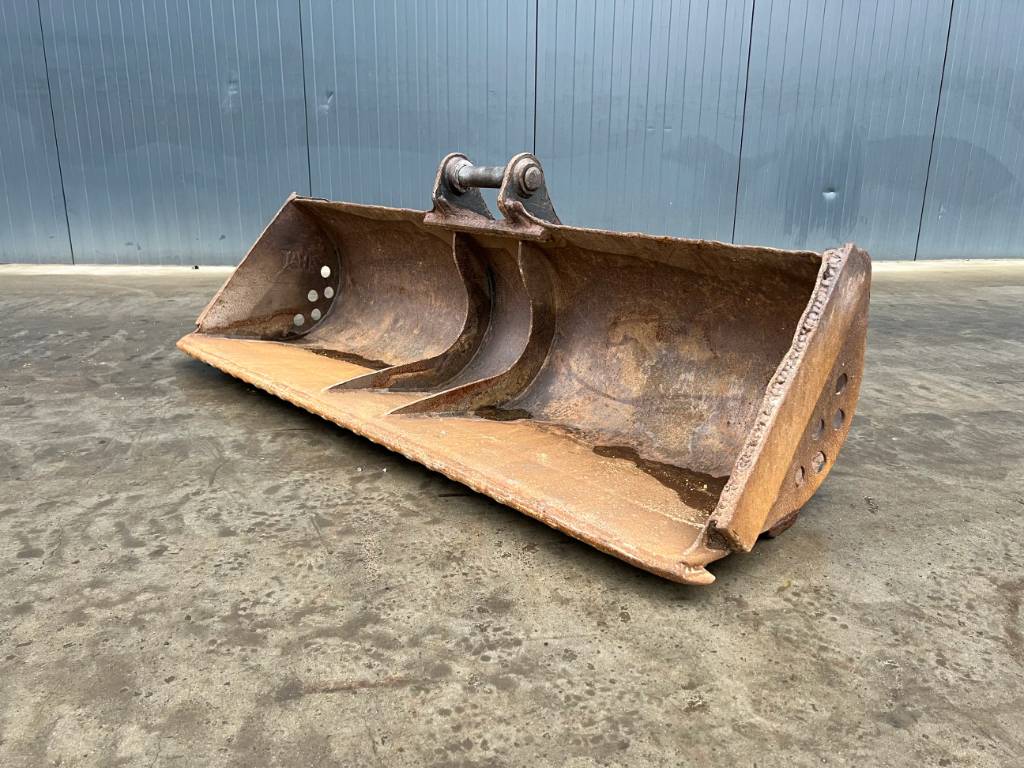 Miller Geith Caterpillar 305 / 306 image