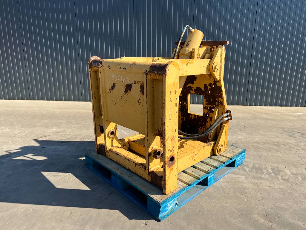 CAT 12H / 120M / 120H / 140G / 140H / 140K / 140M / 1 image