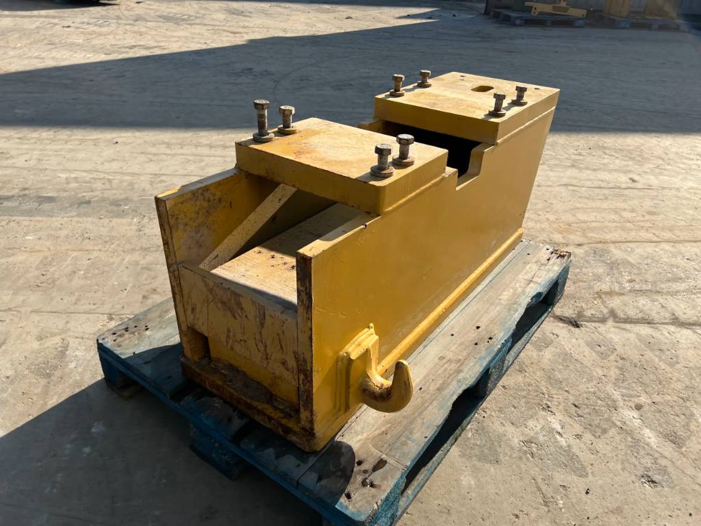 CAT 12H / 12K / 140H / 140K / 160H image