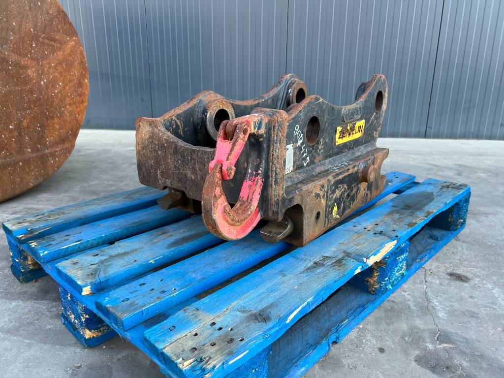 OilQuick OQ65 - 311F / 313F / 315F image