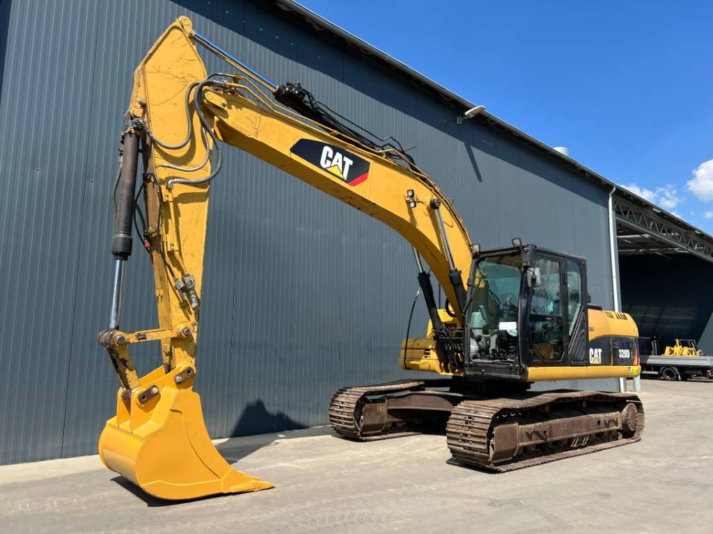 CAT 320D L image