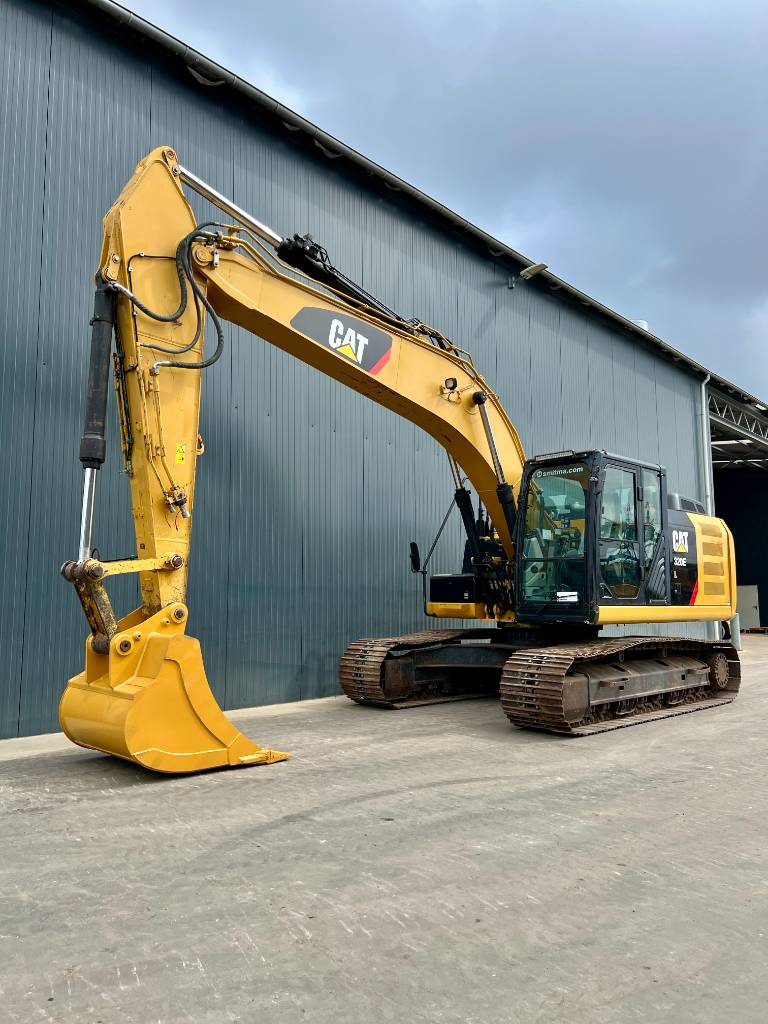 CAT 320E L