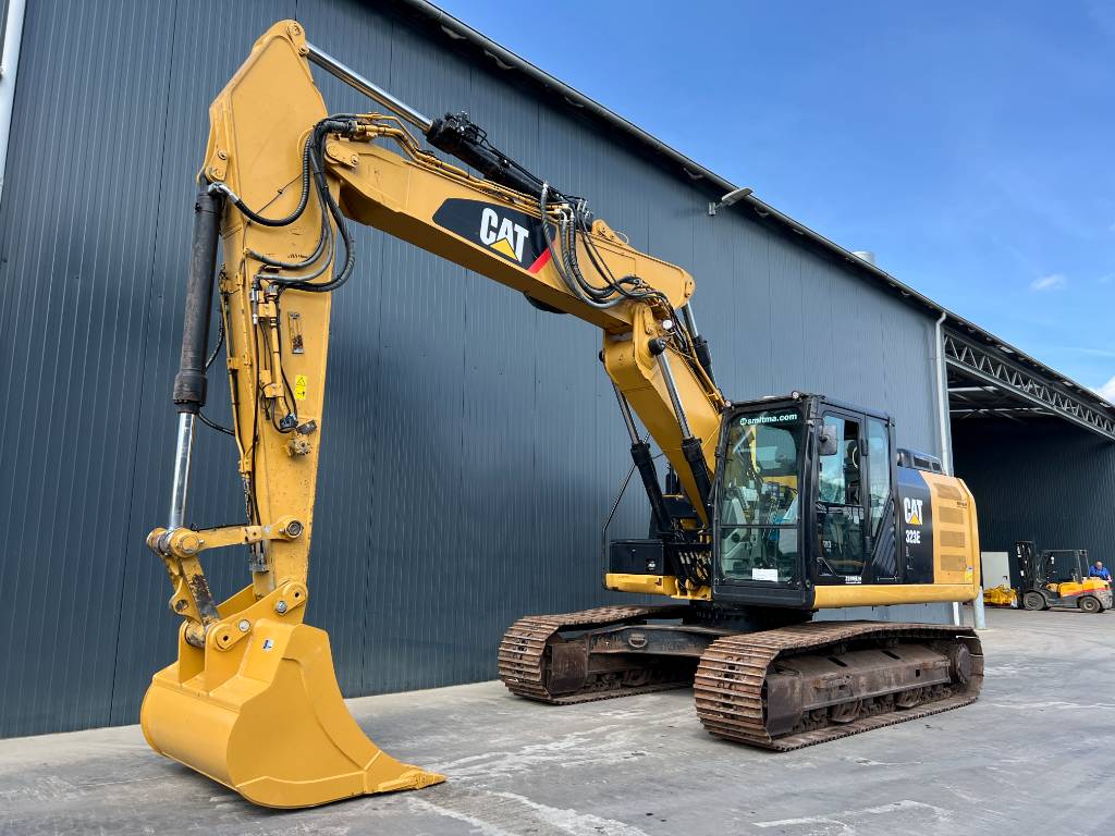 CAT 323EL VA image
