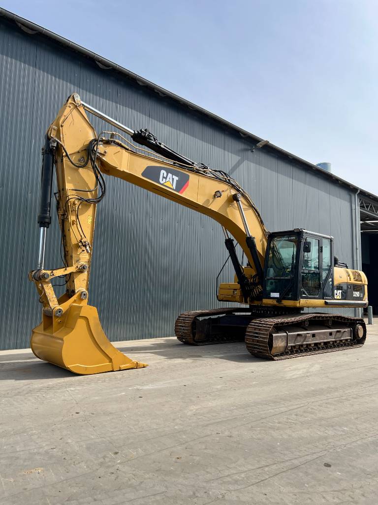 CAT 329D LN image