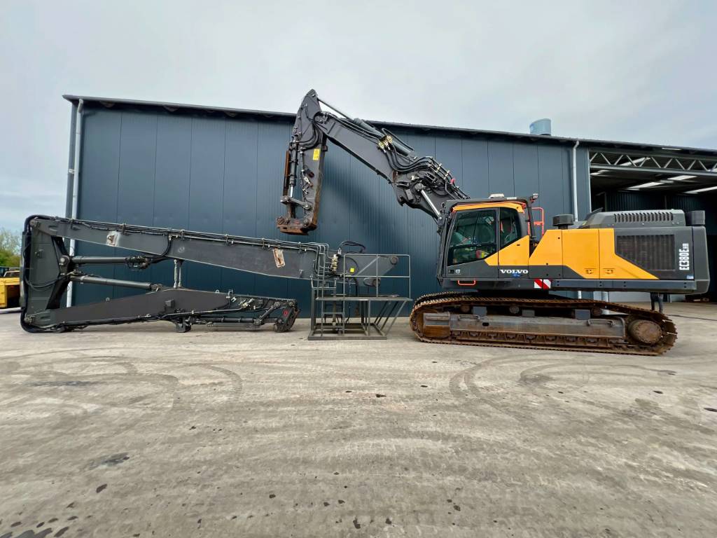 Volvo EC380E HR UHD image