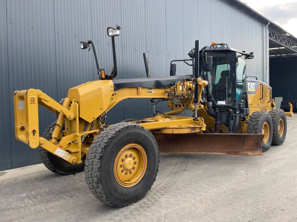 CAT 140M image