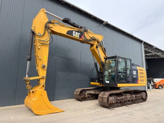 CAT 323EL VA 36 2012 2 Crawler Excavators