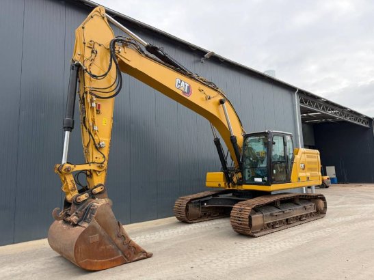 CAT 330 07B 42 2020 2 Crawler Excavators