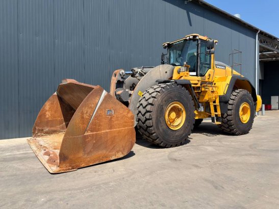 Volvo L250H - NEW TIRES L250H - NEW TIRES 2016 2 Wheel Loaders