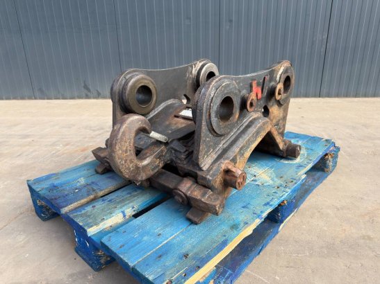 Verachtert CW40 - M318D / 320D / 320E / 320F / 323D / 323E / Verachtert CW40 - M318D / 320D / 320E / 320F / 323D / 323E / ...