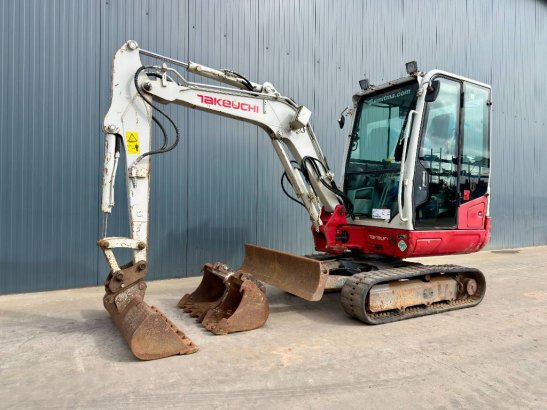 Takeuchi TB230 2650 2017 2 image 16