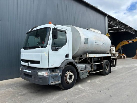 Renault Rincheval - 9.000 Liter Rincheval - 9.000 Liter 2000 2