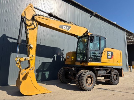CAT M320F M320F 2014 2 Wheeled Excavators