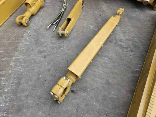 CAT D8T D8T 2026 1 image 10