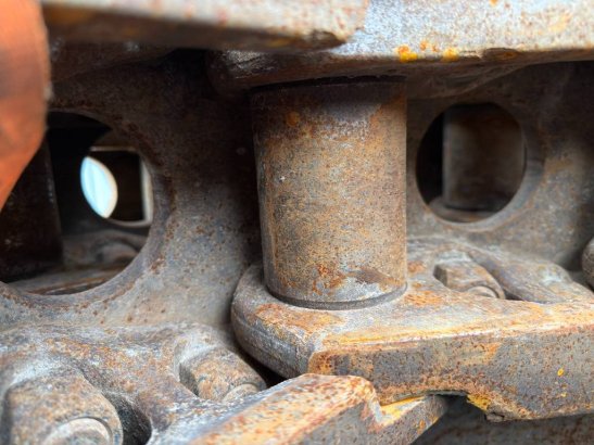 CAT 349E / 352F - 600mm 47 2 image 10