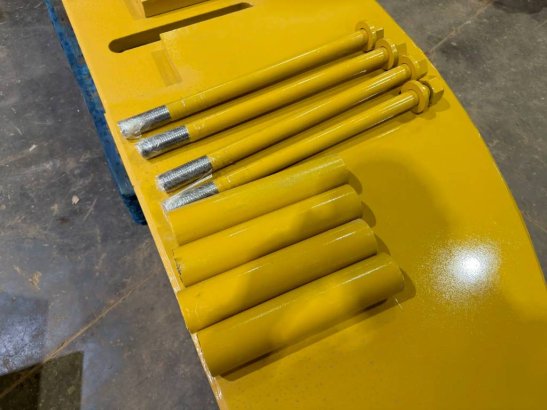 CAT 323D Counter weight for LRE 36 2026 1 image 10