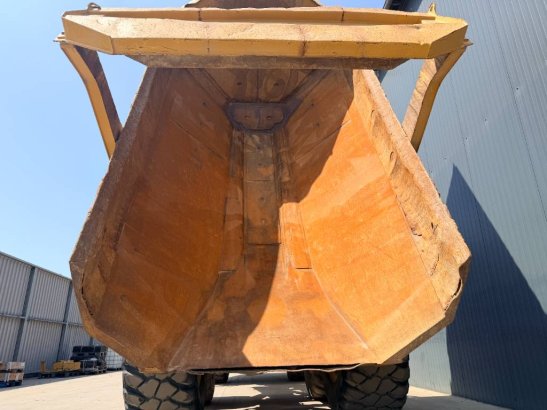 CAT 735 04A 735 04A 2018 2 Articulated Dump Trucks image 10