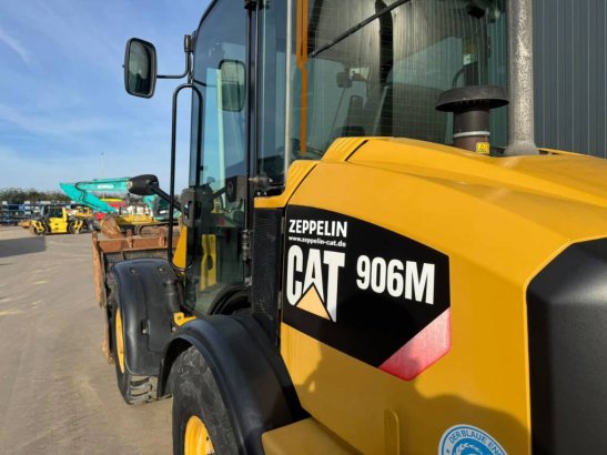CAT 906M 267 2016 2 Wheel Loaders image 10