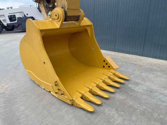 CAT 345D - TB 46 2026 1 image 11