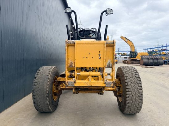 CAT 140M3 140M3 2015 2 Motor graders image 11