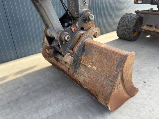 Volvo EW180E EW180E 2015 2 Wheeled Excavators image 11