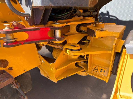Bell B25E | 2100 hours! B25E | 2100 hours! 2014 2 Articulated Dump Trucks image 11