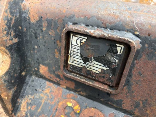 Takeuchi TB235 TB235 2010 2 image 12