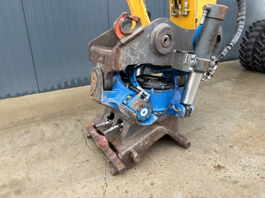 CAT M318F M318F 2015 2 Wheeled Excavators image 12