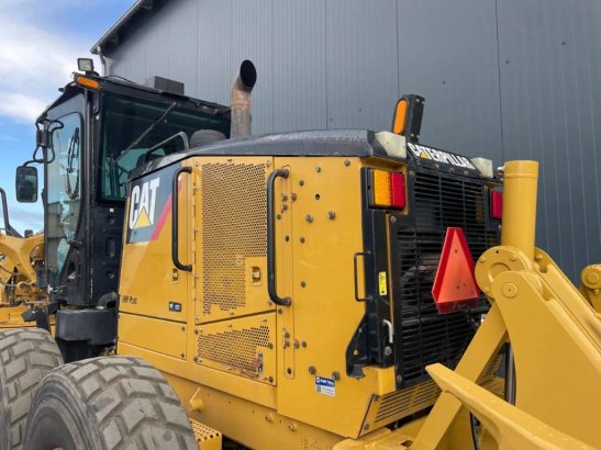 CAT 140M 483 2014 2 Motor graders image 12