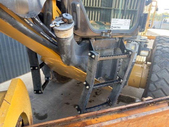 CAT 140M3 AWD 140M3 AWD 2016 2 Motor graders image 12