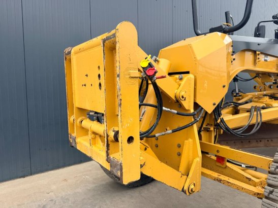CAT 140M3 140M3 2015 2 Motor graders image 12