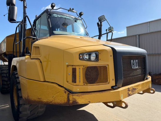 CAT 730C2 730C2 2016 2 Articulated Dump Trucks image 12