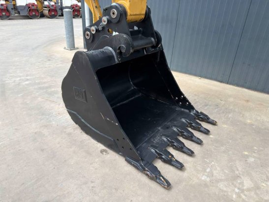 CAT M318F M318F 2015 2 Wheeled Excavators image 12