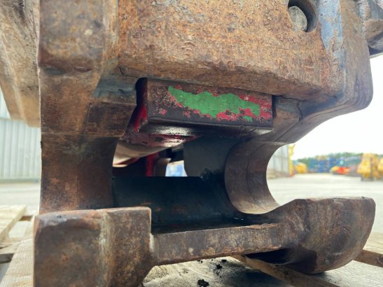 Miller Caterpillar 325 / 329 Geith 38 2019 2 image 13