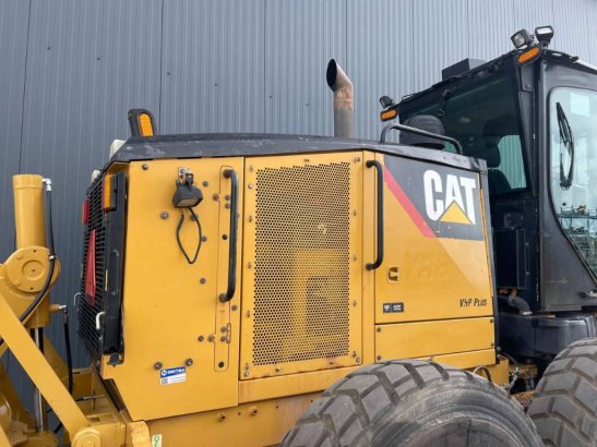CAT 140M 483 2014 2 Motor graders image 13