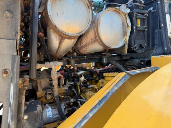 CAT 972M 972M 2015 2 Wheel Loaders image 13
