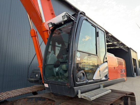 Hitachi ZX250LC-5B Long reach ZX250LC-5B Long reach 2016 2 image 13