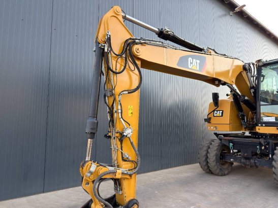 CAT M315F - With OilQuick M315F - With OilQuick 2017 2 Wheeled Excavators image 13