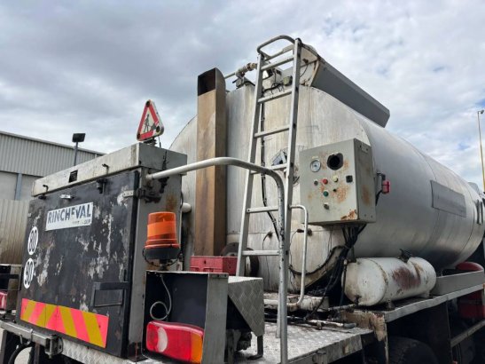 Renault Rincheval - 9.000 Liter Rincheval - 9.000 Liter 2000 2 Asphalt pavers image 13