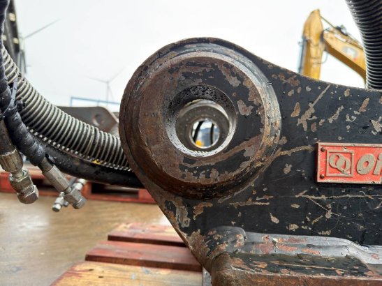 OilQuick OQ80 - M318D / M320F / M322D / 320D / 320E / 323D OilQuick OQ80 - M318D / M320F / M322D / 320D / 320E / 323D 2010...