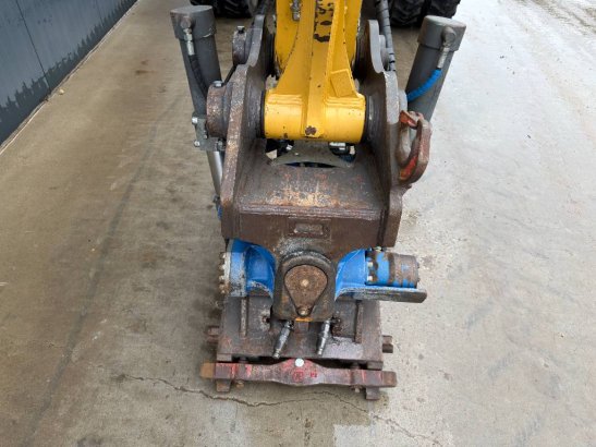 CAT M318F M318F 2015 2 Wheeled Excavators image 14