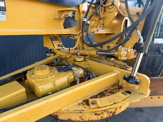 CAT 140M3 AWD 140M3 AWD 2016 2 Motor graders image 14