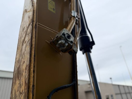 CAT 323 07A 36 2018 2 Crawler Excavators image 14